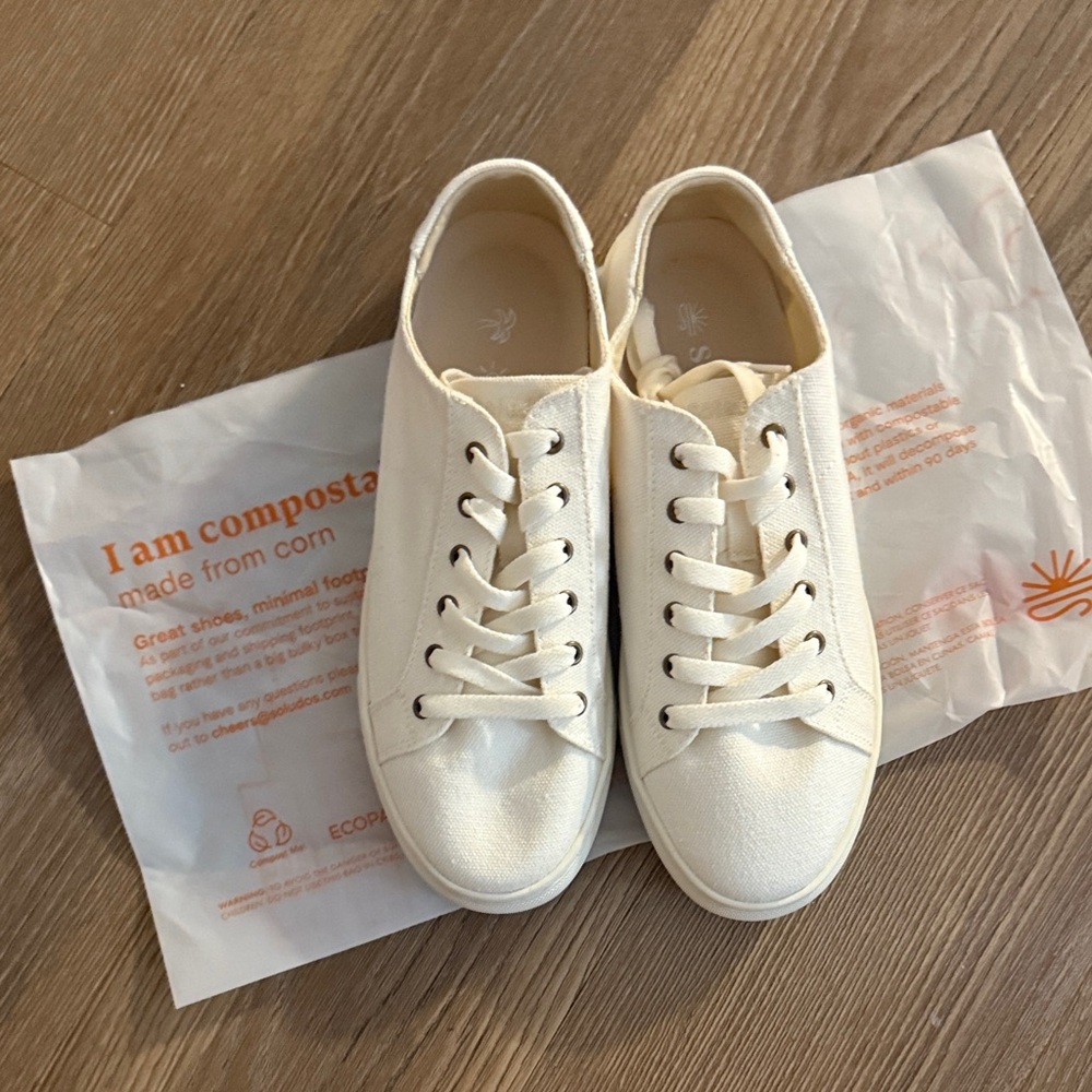 New Soludos Cream Canvas Sneakers